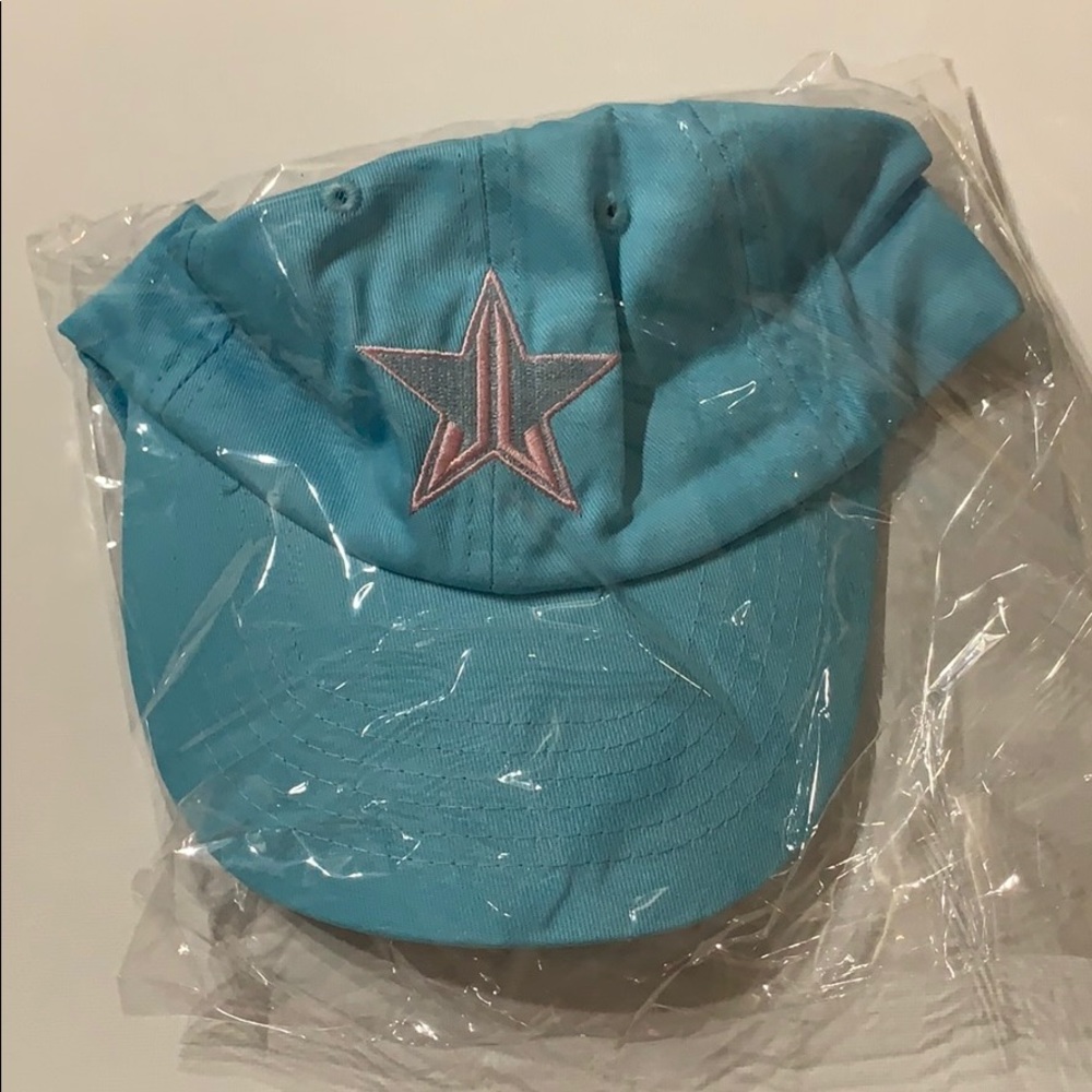 Jeffree Star hat
